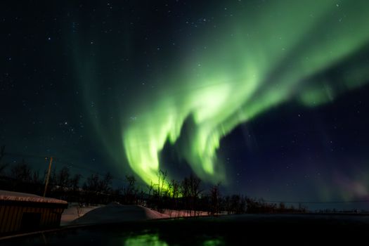 Noorderlicht nederland 19 januari 2026 boven donkere lucht bij Durgerdam en het IJmeer aan de oostrand van Amsterdam