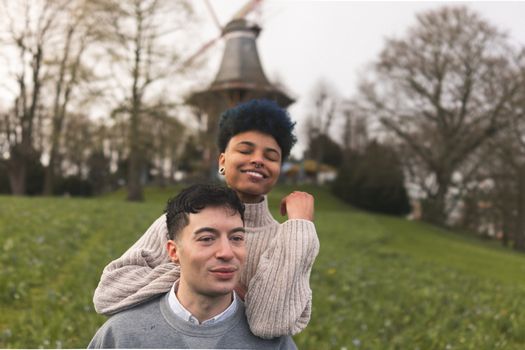 Zakelijk portret van Eelko van Kooten bij een artikel over wat publiek bekend is over zijn relaties